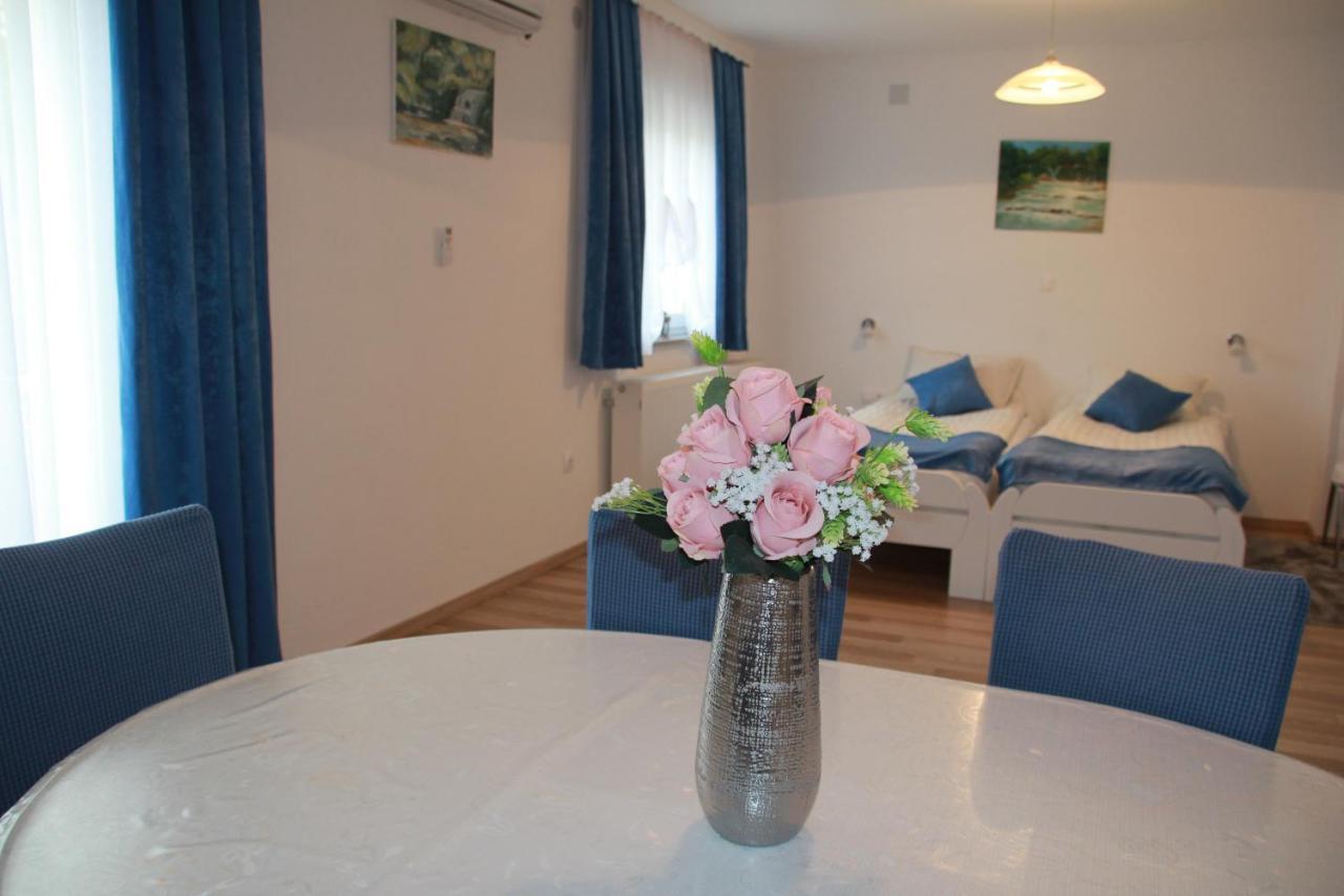 Snjezana Apartment *